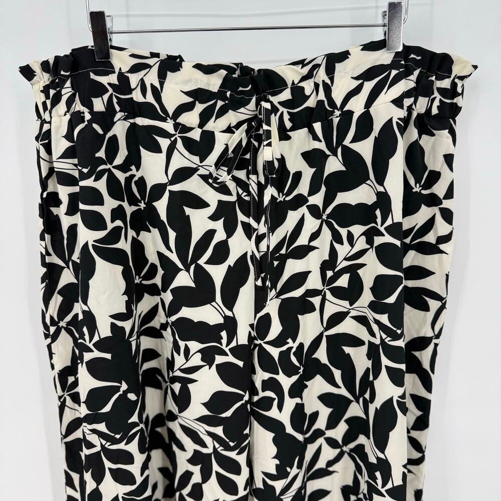 Shein Curve Plus Size 4x Black & White Floral Wid… - image 3